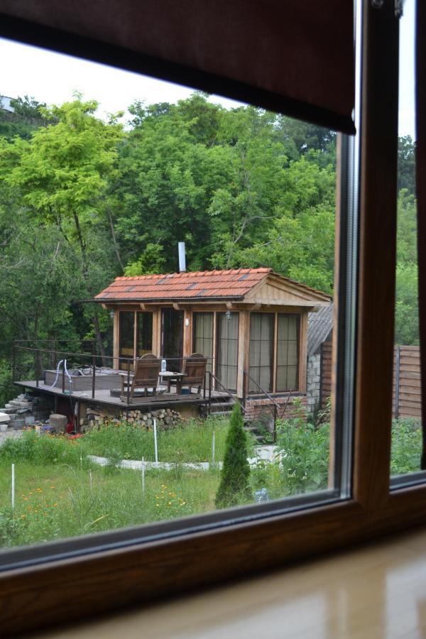 Romantic Guest House Kamjanez-Podilskyj Exterior foto